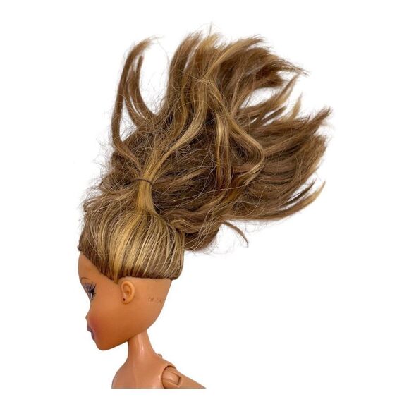 Vintage Bratz Yasmin Doll Purple Lips Brown Eyes 2001 Action Tab Arms NO FEET - Picture 10 of 14